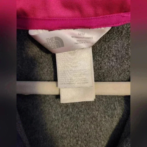 North Face Full Zip-Up Jacket Grey and Barbie Pink Accents Women's Medium - Picture 7 of 7